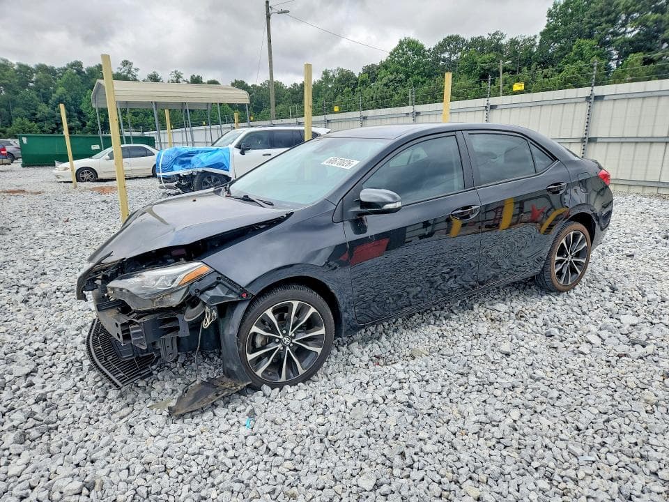 2019 TOYOTA COROLLA SE 1