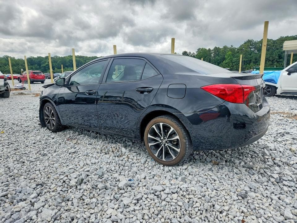 2019 TOYOTA COROLLA SE 2