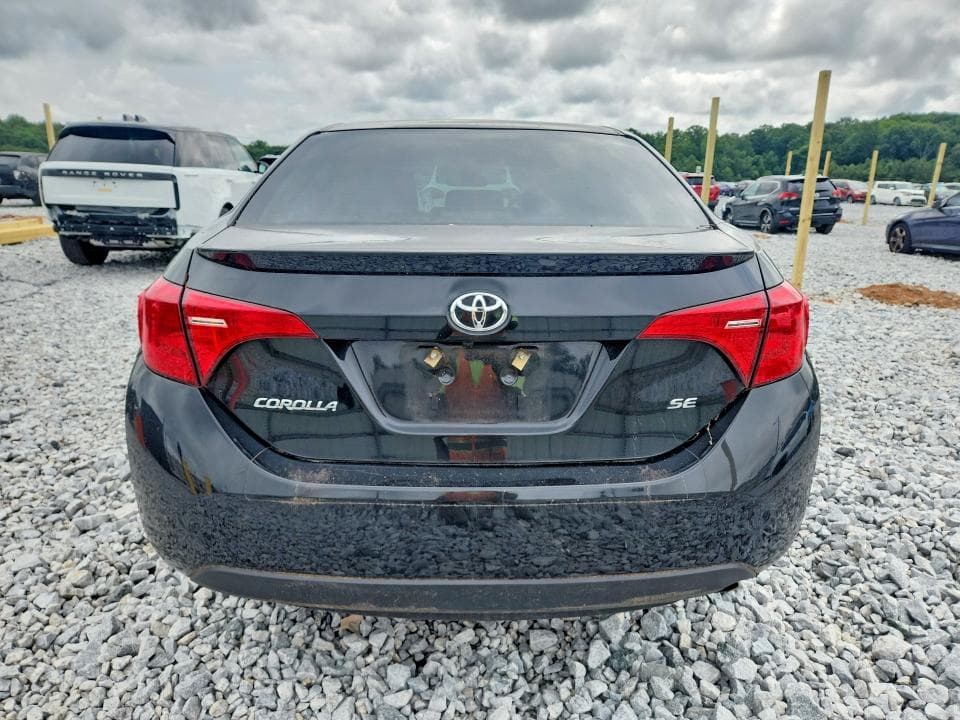 2019 TOYOTA COROLLA SE 6