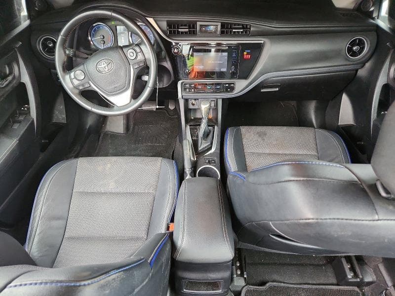 2019 TOYOTA COROLLA SE 8