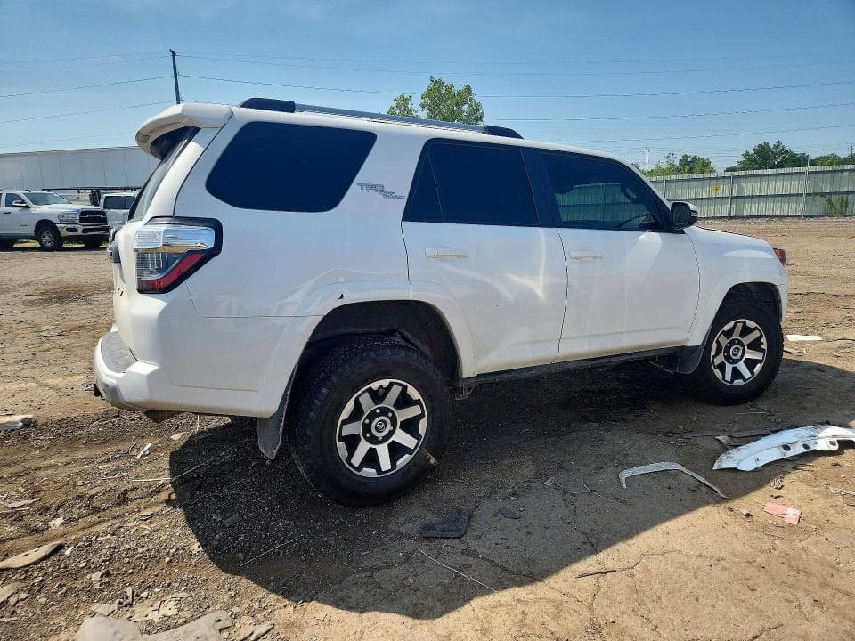 2018 TOYOTA 4RUNNER TRD OFF-ROAD PREMIUM TRD OFF-ROAD PREMIUM 3