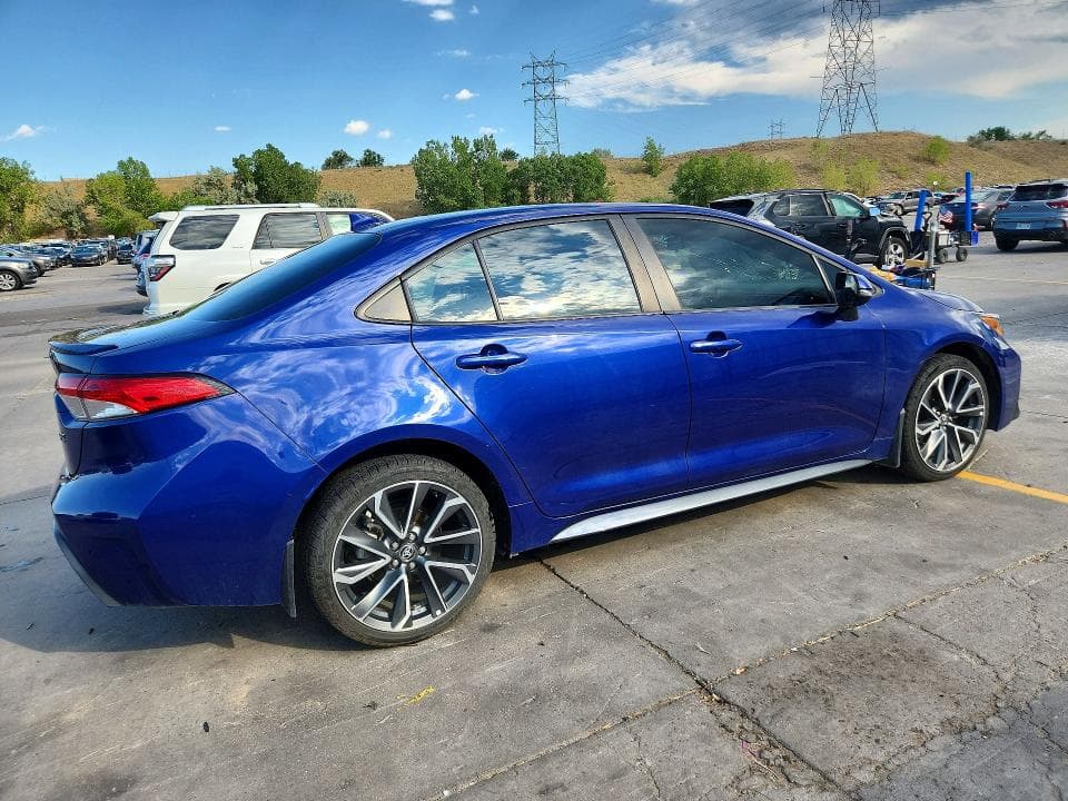 2022 TOYOTA COROLLA SE 3