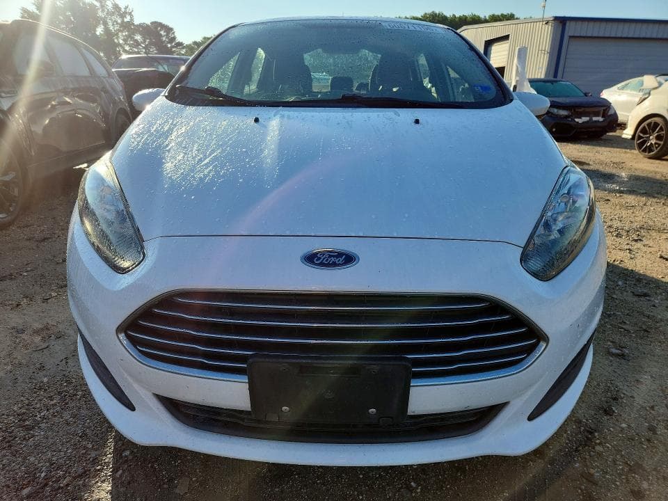 2018 FORD FIESTA SE 5
