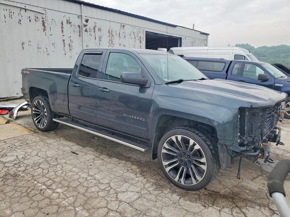 2017 CHEVROLET SILVERADO K1500 LT K1500 LT 4