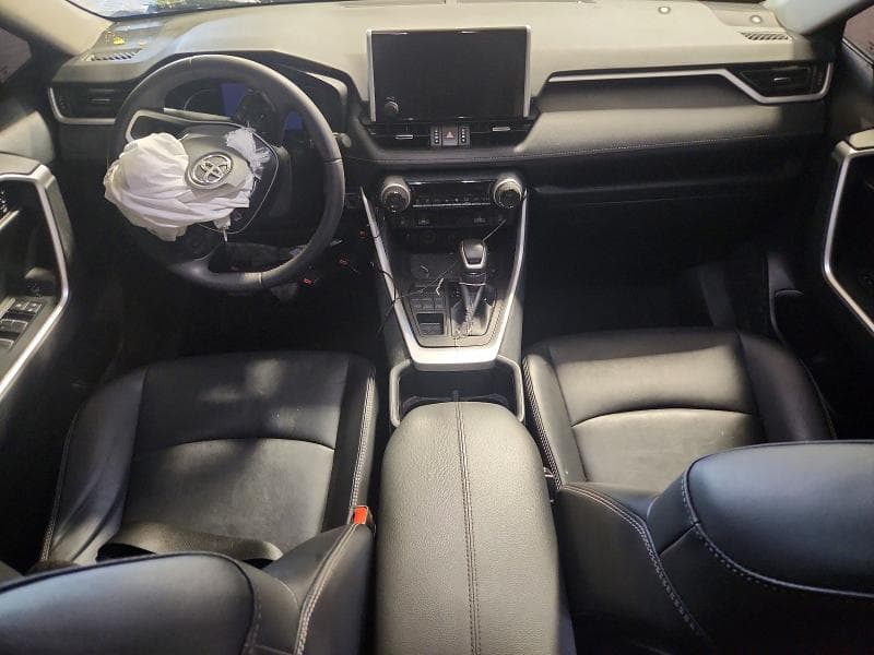 2023 TOYOTA RAV4 XLE PREMIUM 8