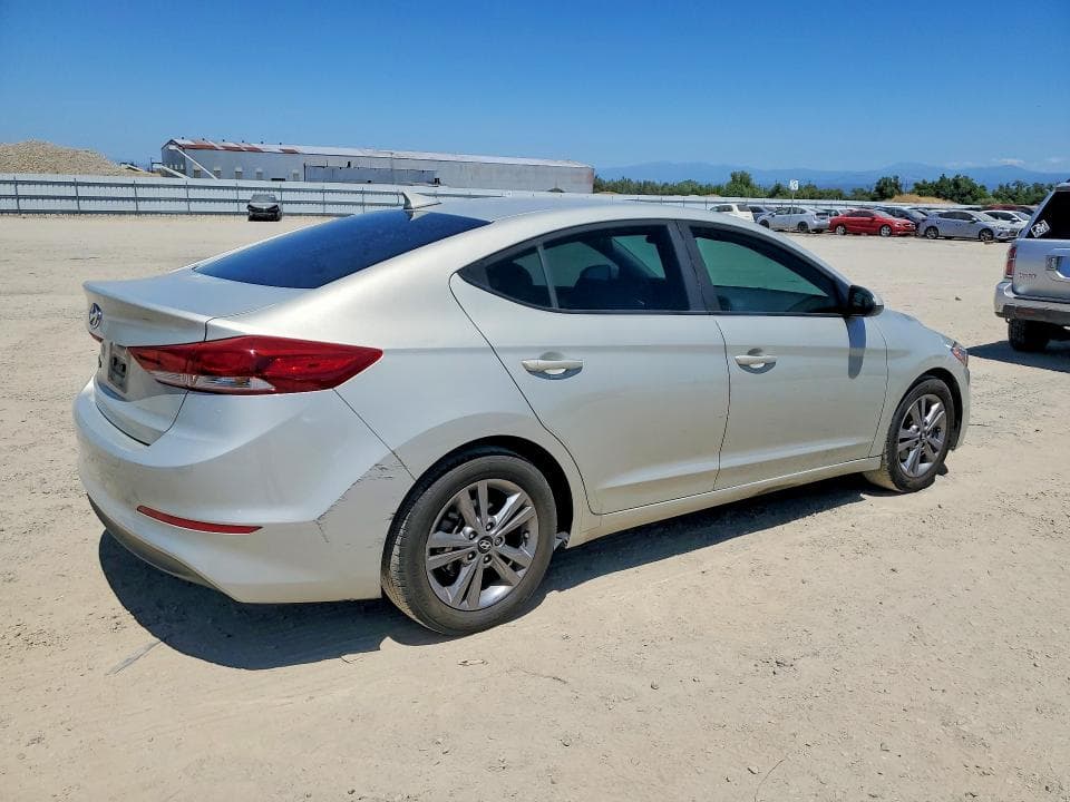 2018 HYUNDAI ELANTRA SEL 3