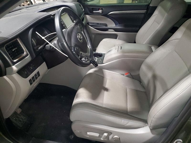 2019 TOYOTA HIGHLANDER HYBRID LIMITED PLATINUM LIMITED PLATINUM 7