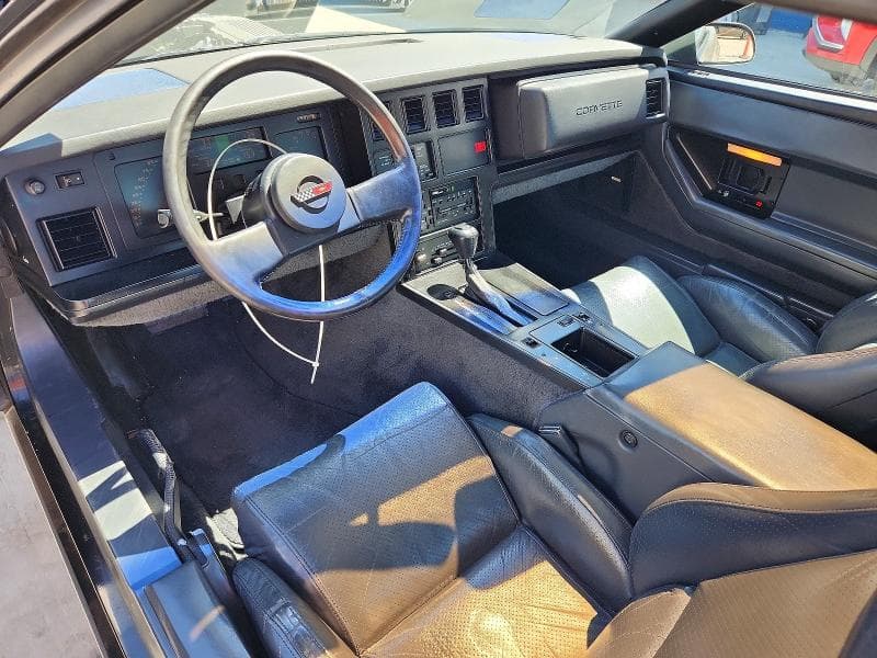 1985 CHEVROLET CORVETTE 8