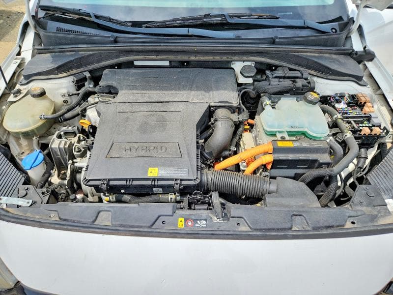 2017 HYUNDAI IONIQ SEL 11