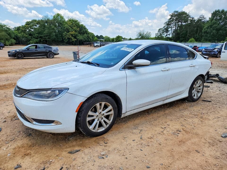2016 CHRYSLER 200 1