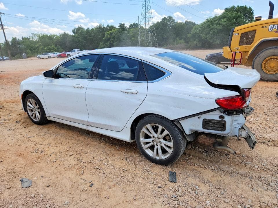 2016 CHRYSLER 200 2