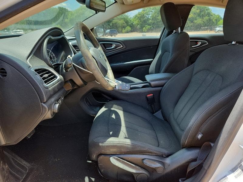 2016 CHRYSLER 200 7