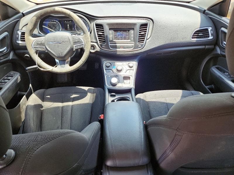 2016 CHRYSLER 200 8