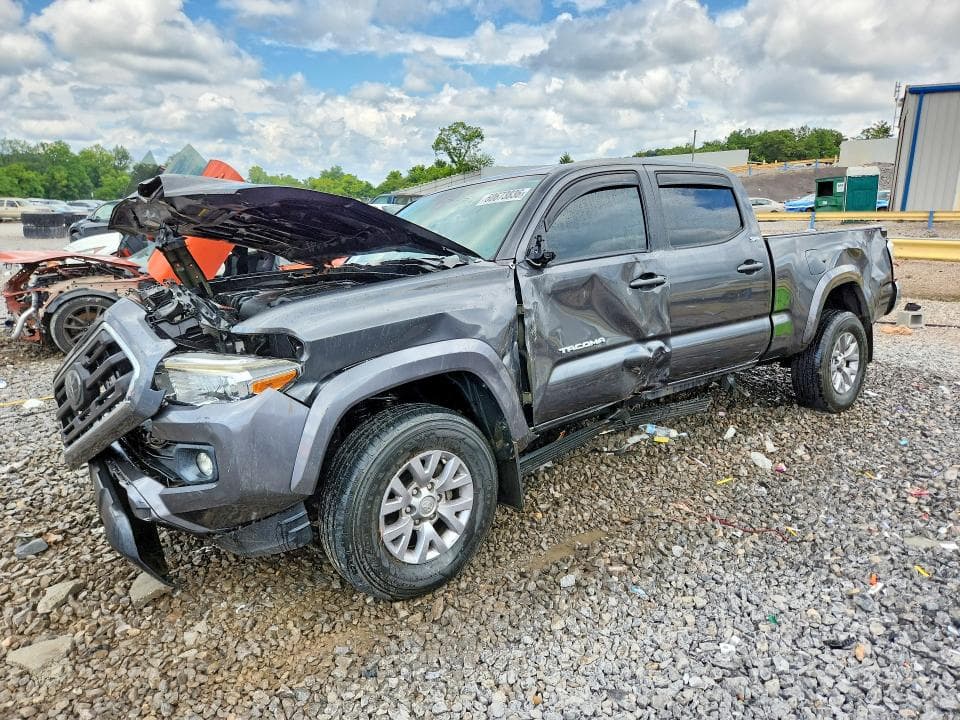 2018 TOYOTA TACOMA SR5 V6 - 1