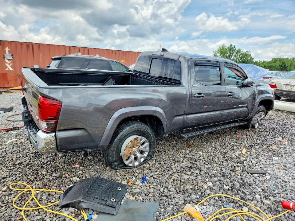 2018 TOYOTA TACOMA SR5 V6 3