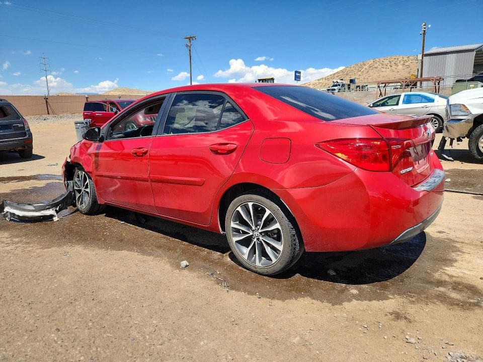 2017 TOYOTA COROLLA SE SE 2