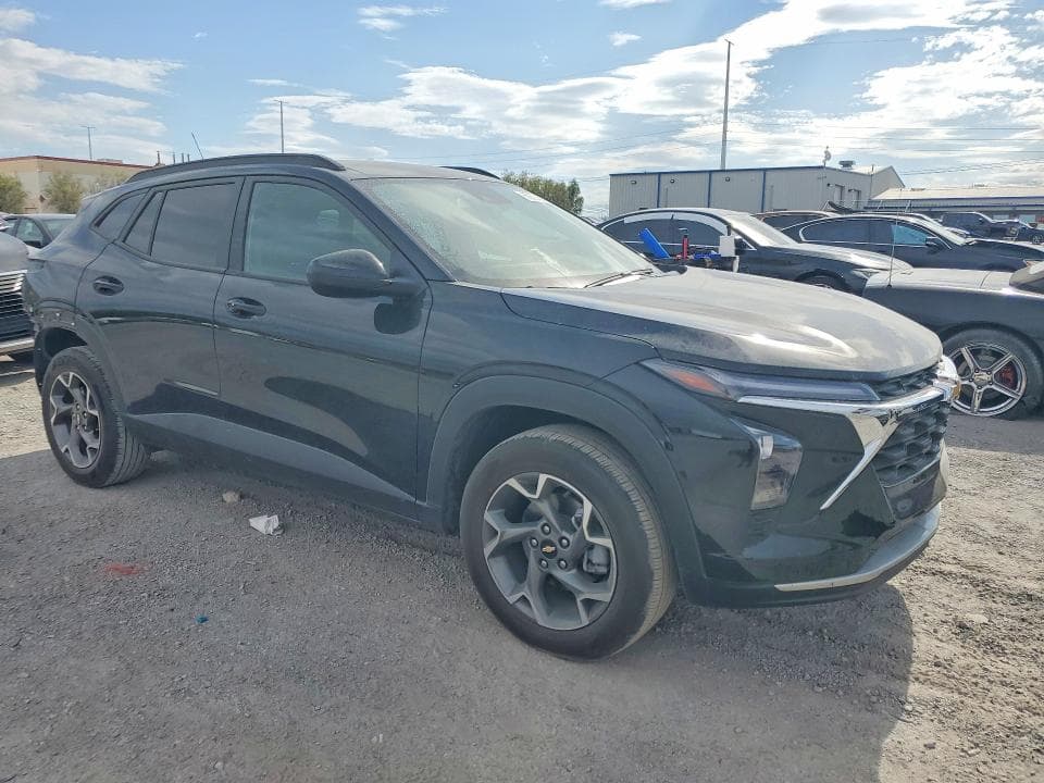 2025 CHEVROLET TRAX 1LT 4
