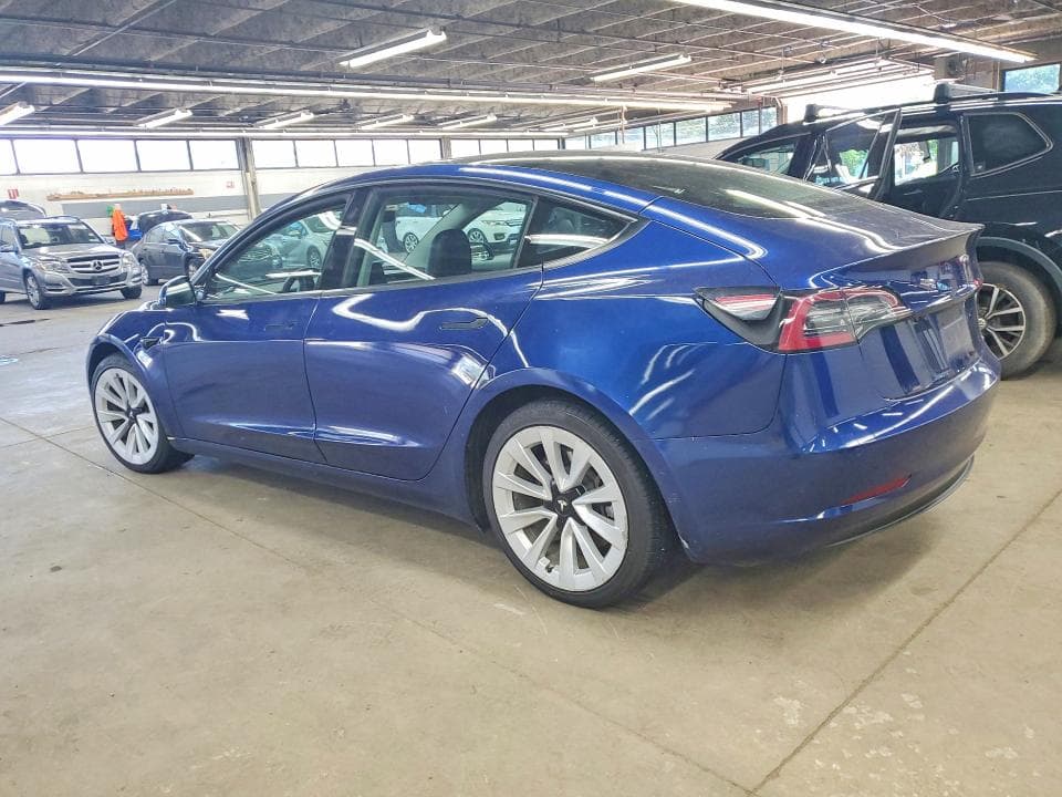 2022 TESLA MODEL 3 2