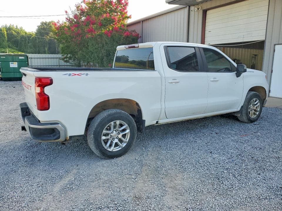 2023 CHEVROLET SILVERADO K1500 LT 3