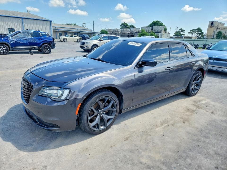 2022 CHRYSLER 300 TOURING - 1