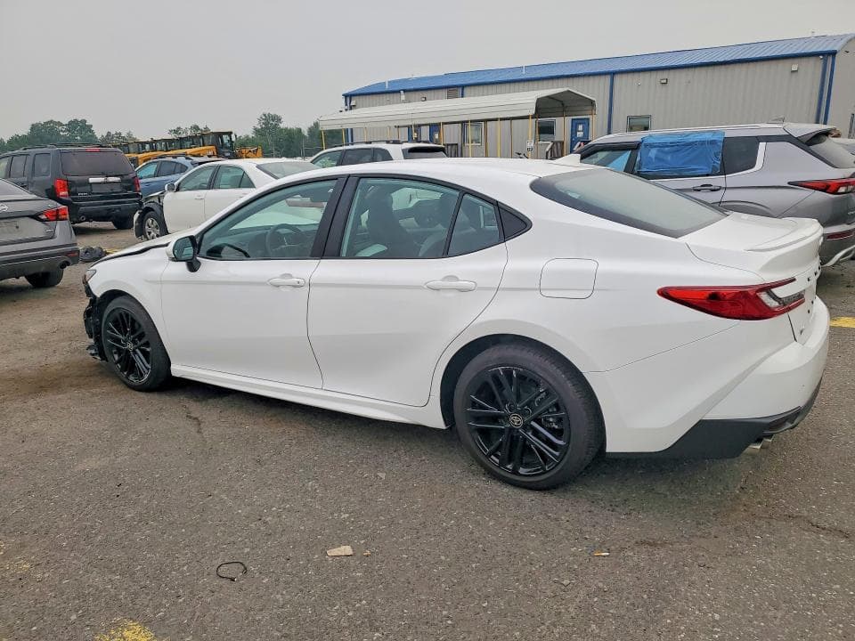 2025 TOYOTA CAMRY SE 2