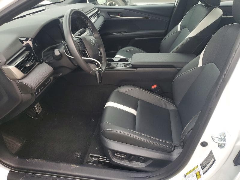 2025 TOYOTA CAMRY SE 7