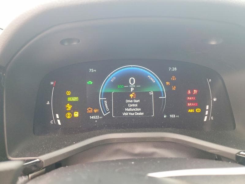 2025 TOYOTA CAMRY SE 9