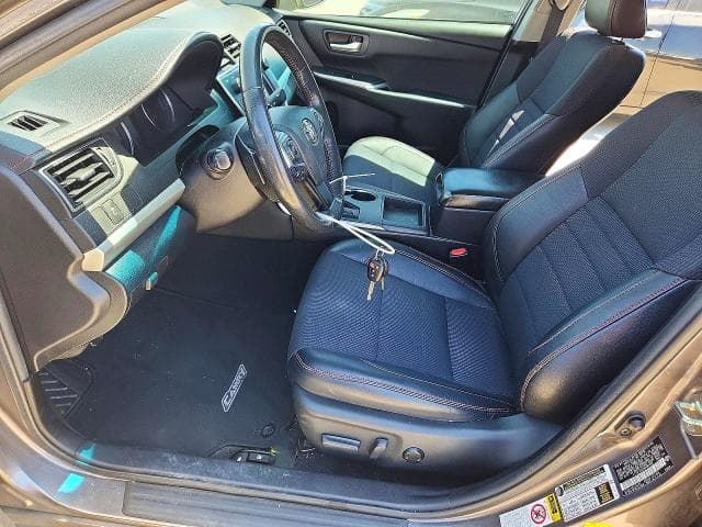 2017 TOYOTA CAMRY SE 7