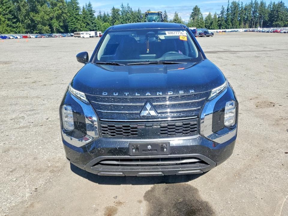 2024 MITSUBISHI OUTLANDER ES 5