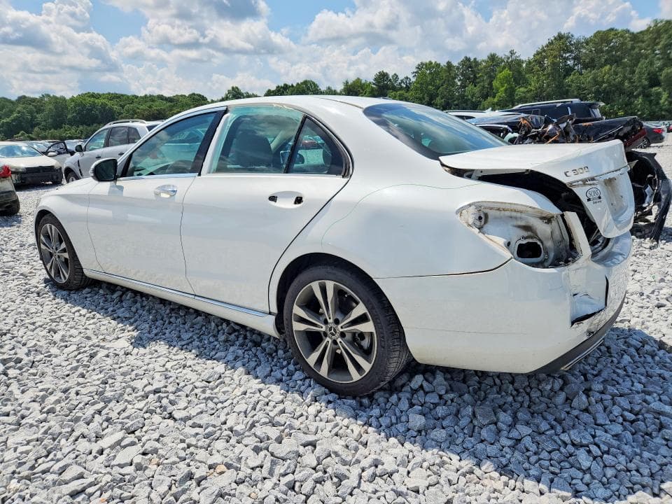 2019 MERCEDES-BENZ C 300 2