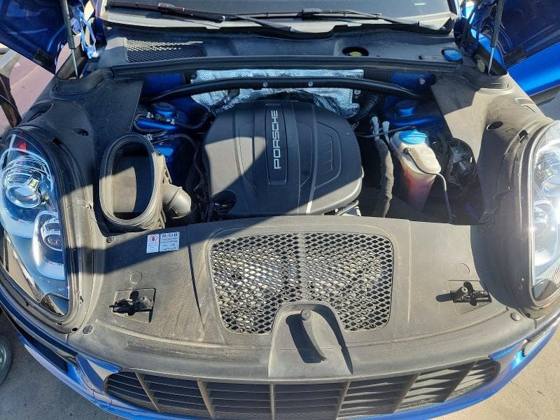 2017 PORSCHE MACAN 11