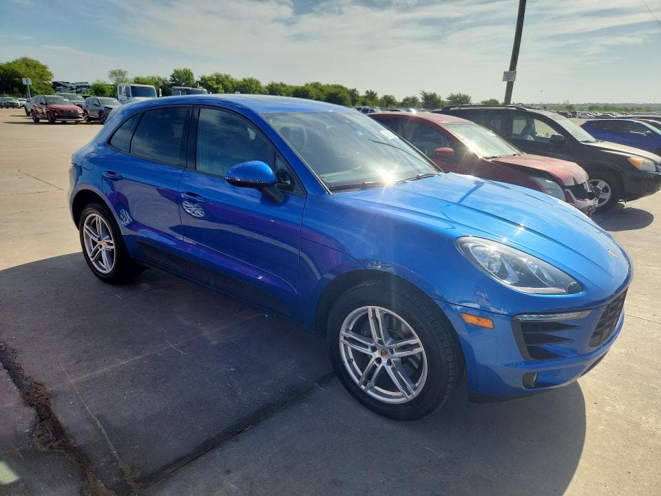 2017 PORSCHE MACAN 4