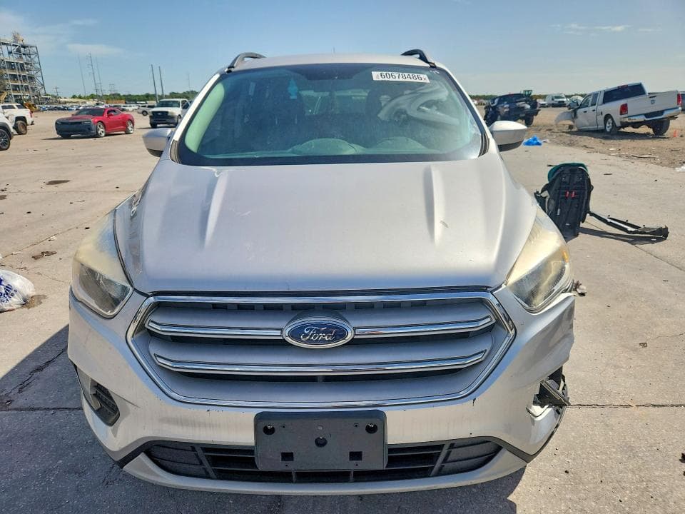 2018 FORD ESCAPE SE 5