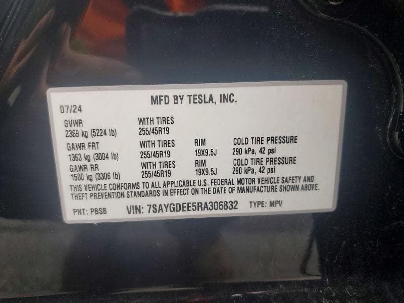 2024 TESLA MODEL Y 12