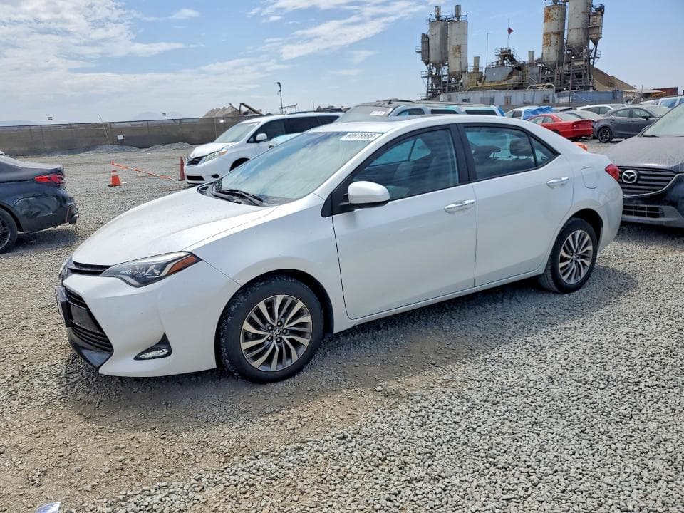 2017 TOYOTA COROLLA XLE - 1