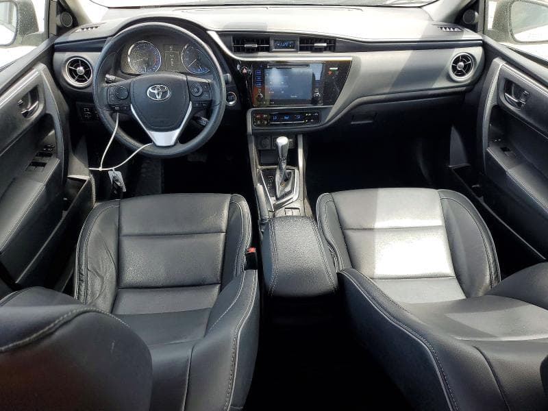 2017 TOYOTA COROLLA XLE 8