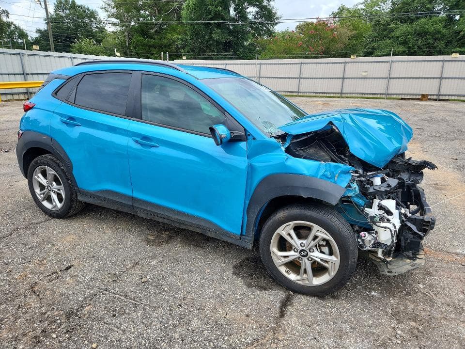 2023 HYUNDAI KONA 4