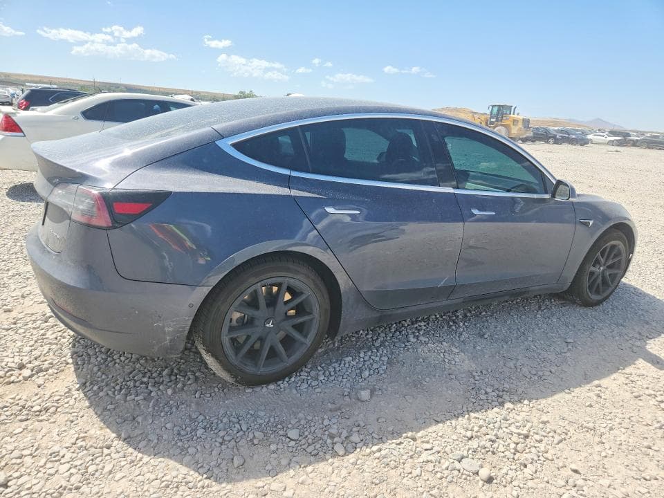 2020 TESLA MODEL 3 3