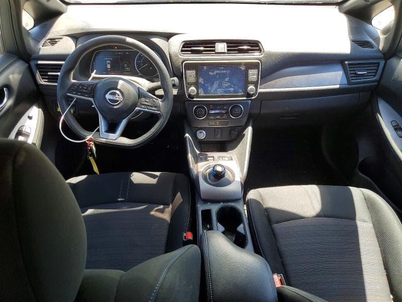 2025 NISSAN LEAF S 8