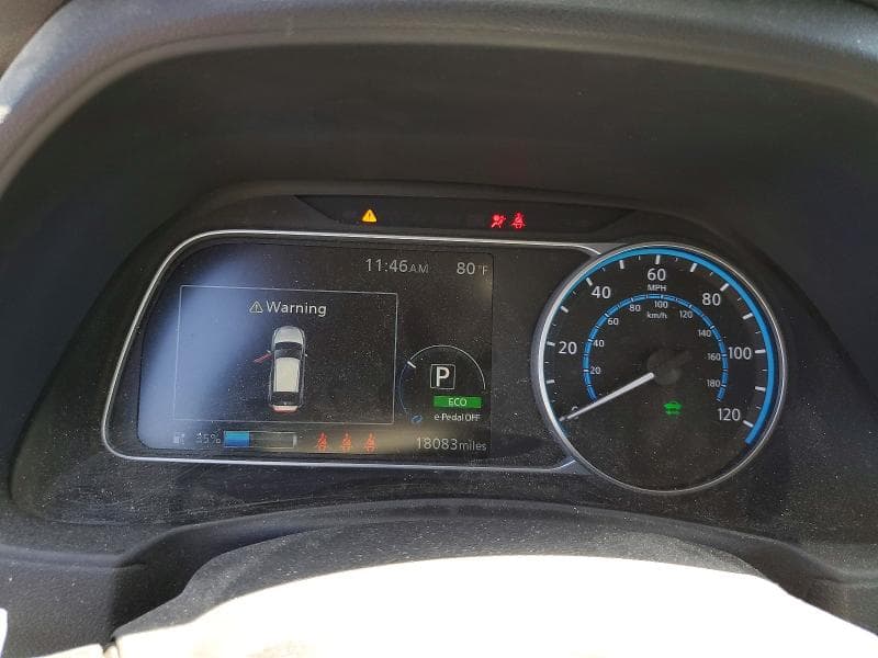 2025 NISSAN LEAF S 9