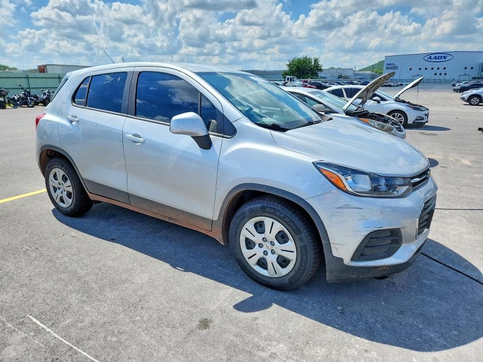 2019 CHEVROLET TRAX LS 4