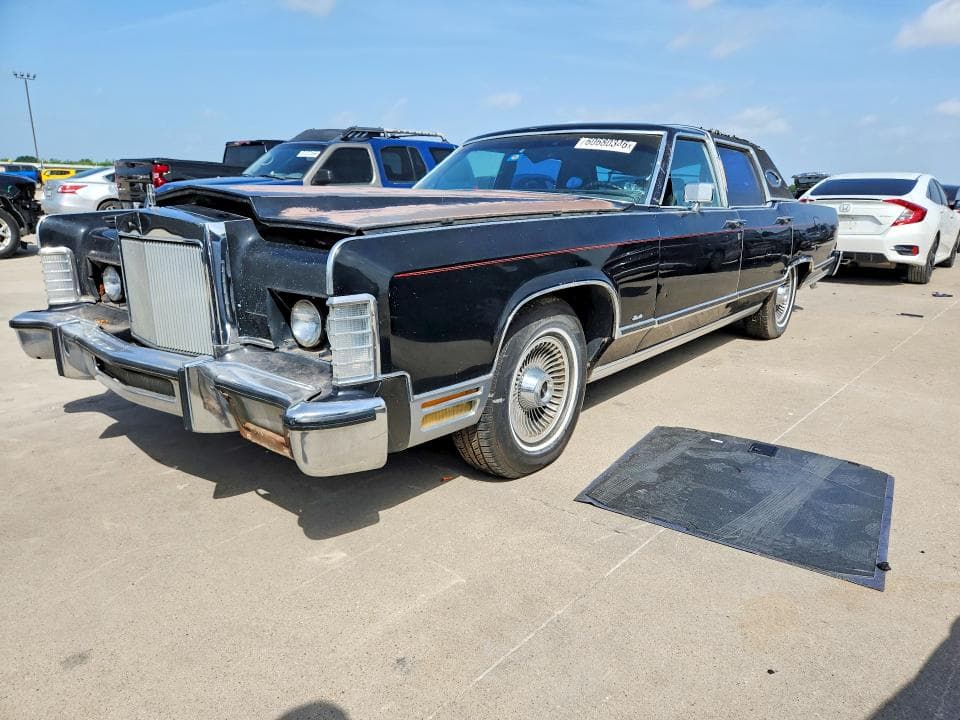 1979 LINCOLN CONTINENTAL TOWN CAR