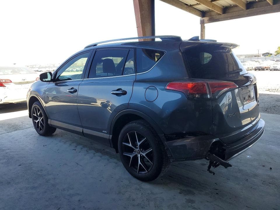 2017 TOYOTA RAV4 HV SE 2