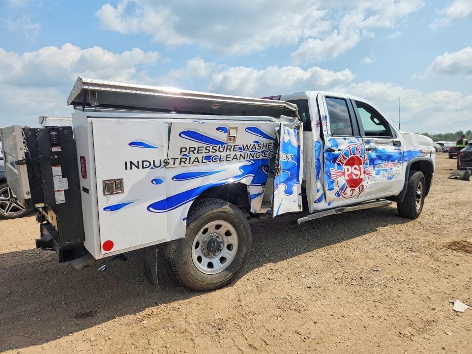 2023 CHEVROLET SILVERADO C3500 C3500 3