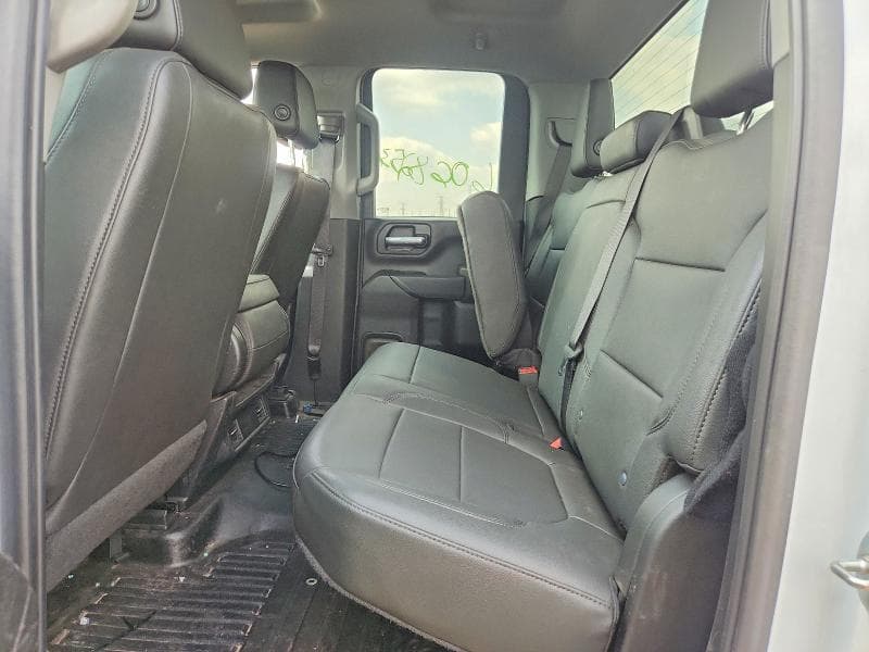 2023 CHEVROLET SILVERADO C3500 C3500 10