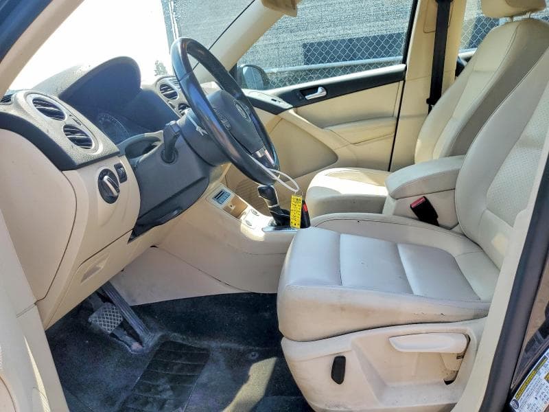 2017 VOLKSWAGEN TIGUAN S S 7