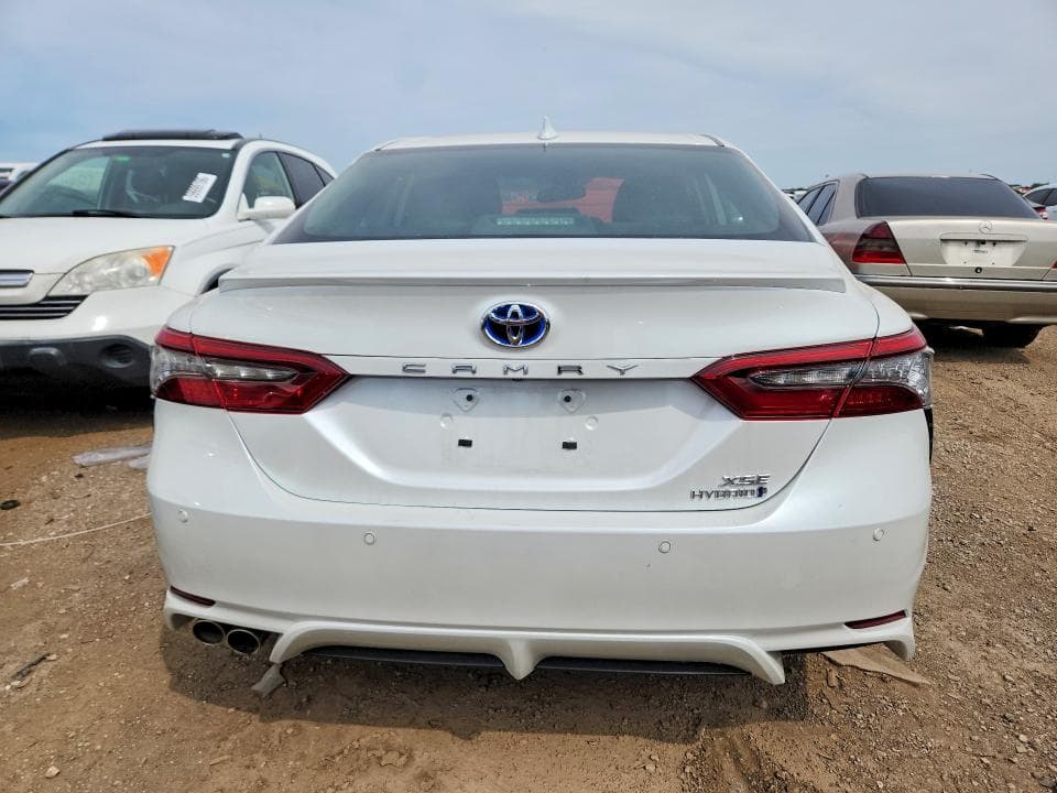 2022 TOYOTA CAMRY XSE 6