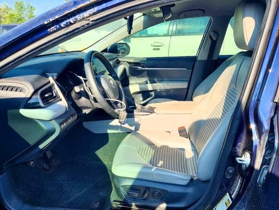 2022 TOYOTA CAMRY SE 7