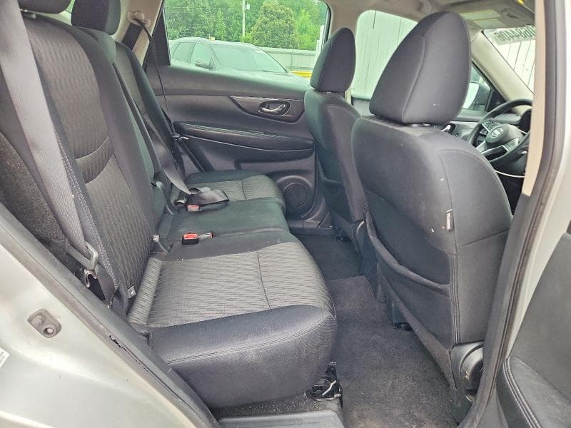 2018 NISSAN ROGUE S 11