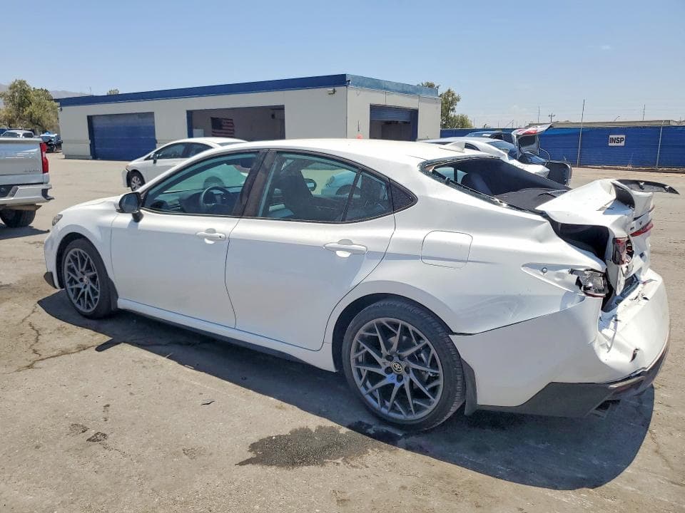 2026 TOYOTA CAMRY SE 2